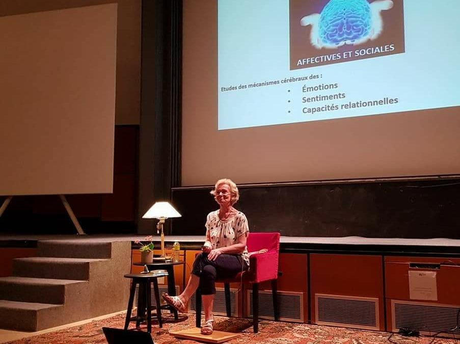 Neurosciences, éducation et toucher respectueux
